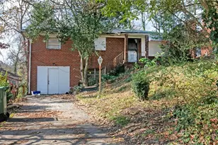 178 Stratford Dr, Atlanta, GA 30311 - Photo 2