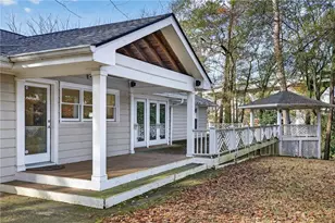 1040 Lindridge Dr NE, Atlanta, GA 30324 - Photo 20