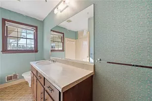 2272 Stoney Ford Dr NE, Marietta, GA 30066 - Photo 20