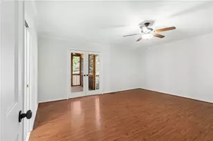 9310 Martins Lake Dr, Roswell, GA 30076 - Photo 18