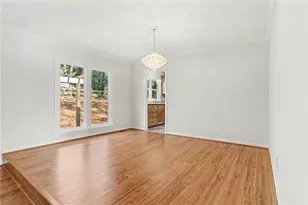 9310 Martins Lake Dr, Roswell, GA 30076 - Photo 6