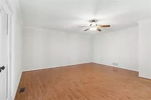 9310 Martins Lake Dr, Roswell, GA 30076 - Photo 22