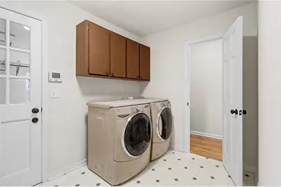 9310 Martins Lake Drive, Roswell, GA 30076 - Photo 16