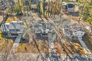 3959 Wood Path Dr, Stone Mountain, GA 30083 - Photo 34