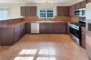 3184 Broadleaf Ave, Atlanta, GA 30349 - Photo 2