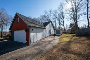 3190 Hampton Trace Ct, Buford, GA 30519 - Photo 4