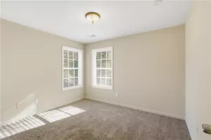 2560 Freemont St, Snellville, GA 30078 - Photo 24