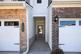 2420 Ravencliff Dr, Austell, GA 30168 - Photo 2