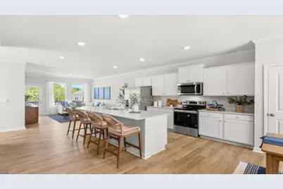 6728 Leigh Street, Flowery Branch, GA 30542 - Photo 4