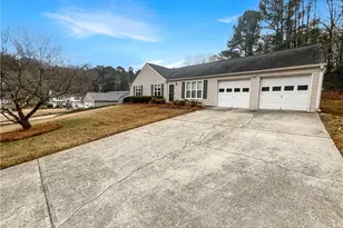 607 River Bend Circle SW, Smyrna, GA 30082 - Photo 2