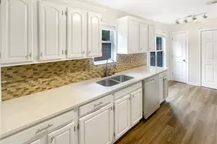 607 River Bend Circle SW, Smyrna, GA 30082 - Photo 8