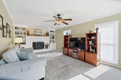 4895 Puritan Drive, Sugar Hill, GA 30518 - Photo 8