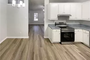 3986 Pinedale Ln, Gainesville, GA 30507 - Photo 6