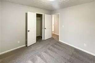 3986 Pinedale Ln, Gainesville, GA 30507 - Photo 18