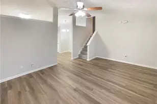 3986 Pinedale Ln, Gainesville, GA 30507 - Photo 10