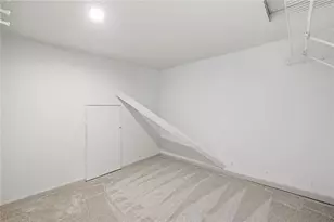 761 E Morningside Dr NE, Atlanta, GA 30324 - Photo 32