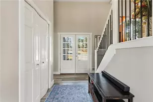 4047 Meadow Way, Marietta, GA 30066 - Photo 4