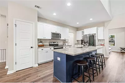 240 Oakwood Drive, Commerce, GA 30529 - Photo 10