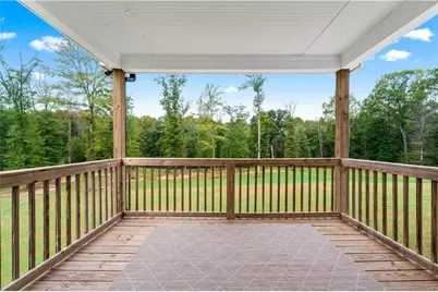 240 Oakwood Drive, Commerce, GA 30529 - Photo 16