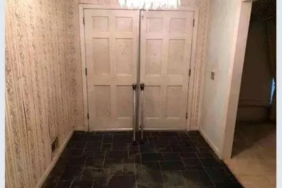 2680 Headland Drive, East Point, GA 30344 - Photo 4