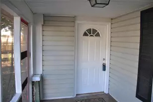 1384 Womack Ave, Atlanta, GA 30344 - Photo 6