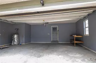 739 Barnetts Bridge Rd, Jackson, GA 30233 - Photo 20