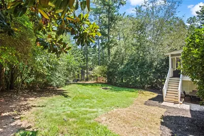 3201 Lakeridge Drive SE, Marietta, GA 30067 - Photo 6