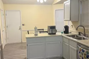 2371 Bankston Cir, Snellville, GA 30078 - Photo 8