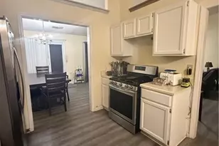 2371 Bankston Cir, Snellville, GA 30078 - Photo 10