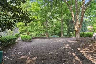 2211 Westchester Ridge, Atlanta, GA 30329 - Photo 34