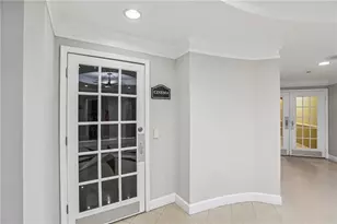 2211 Westchester Ridge, Atlanta, GA 30329 - Photo 14