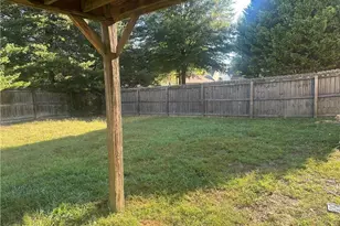 7295 Madison Cir, Union City, GA 30291 - Photo 24