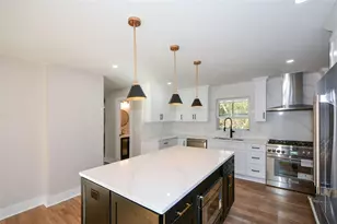 1610 Chateau Dr, Atlanta, GA 30338 - Photo 8