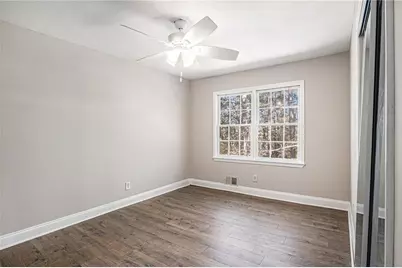 4521 S Roberts Drive, Sugar Hill, GA 30518 - Photo 16