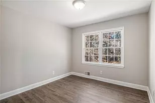 4521 S Roberts Dr, Sugar Hill, GA 30518 - Photo 18