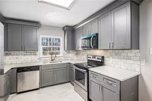 4521 S Roberts Dr, Sugar Hill, GA 30518 - Photo 12