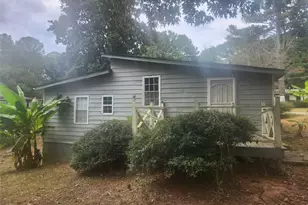 1586 Mary George Ave NW, Atlanta, GA 30318 - Photo 6