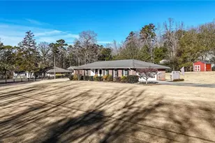 2111 Jade Dr, Canton, GA 30115 - Photo 40