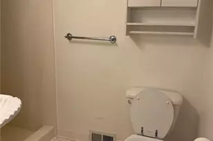 2961 Parkridge Dr NE, Atlanta, GA 30319 - Photo 10