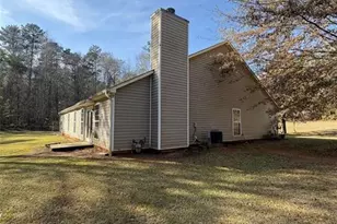 20 Holsenbeck Dr, Oxford, GA 30054 - Photo 2