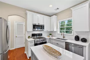 4545 Chelton Ct SE, Smyrna, GA 30080 - Photo 14