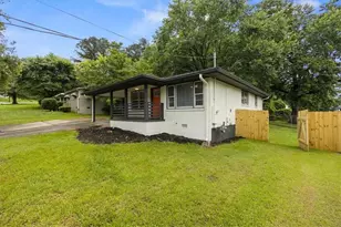 1553 McCallie Blvd NW, Atlanta, GA 30318 - Photo 4