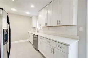 1301 Parkaire Crossing, Marietta, GA 30068 - Photo 10