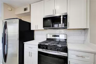 1301 Parkaire Crossing, Marietta, GA 30068 - Photo 12