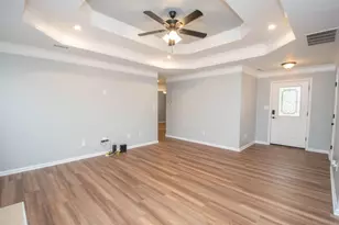 75 Bretts Bend, Sharpsburg, GA 30277 - Photo 6