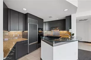 700 Park Regency Pl NE, Atlanta, GA 30326 - Photo 22