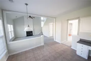 8145 Lockslay Way, Suwanee, GA 30024 - Photo 4