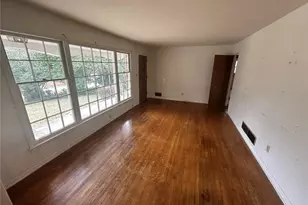 2703 Arrowood Dr, East Point, GA 30344 - Photo 16