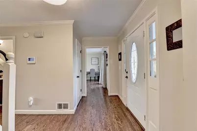 1093 Washington Lee Drive SW, Lilburn, GA 30047 - Photo 6
