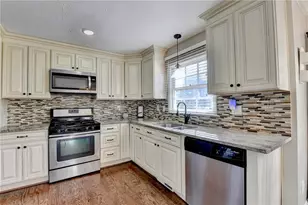 1093 Washington Lee Dr SW, Lilburn, GA 30047 - Photo 18